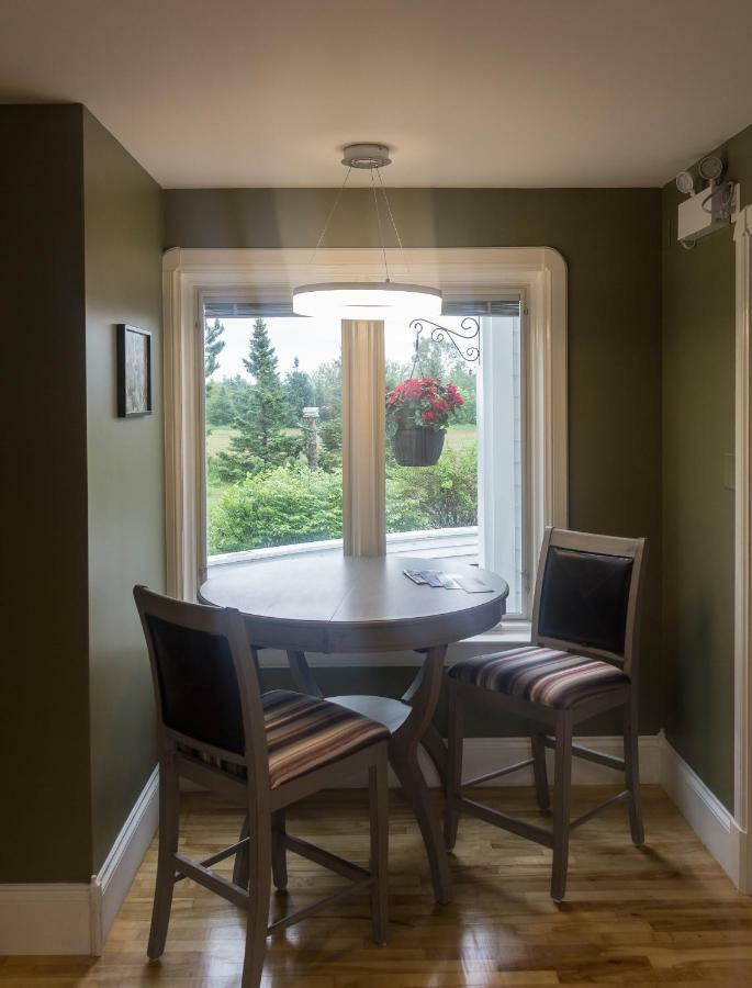 Fox Point Inn Parrsboro المظهر الخارجي الصورة
